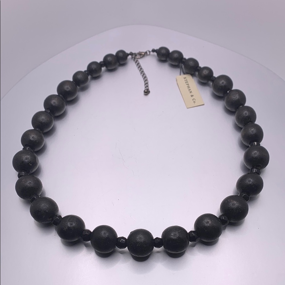 NWT Stephan & Co. Graduated Black Wood Beaded Necklace 20-22”‎ Adjustable Chunky